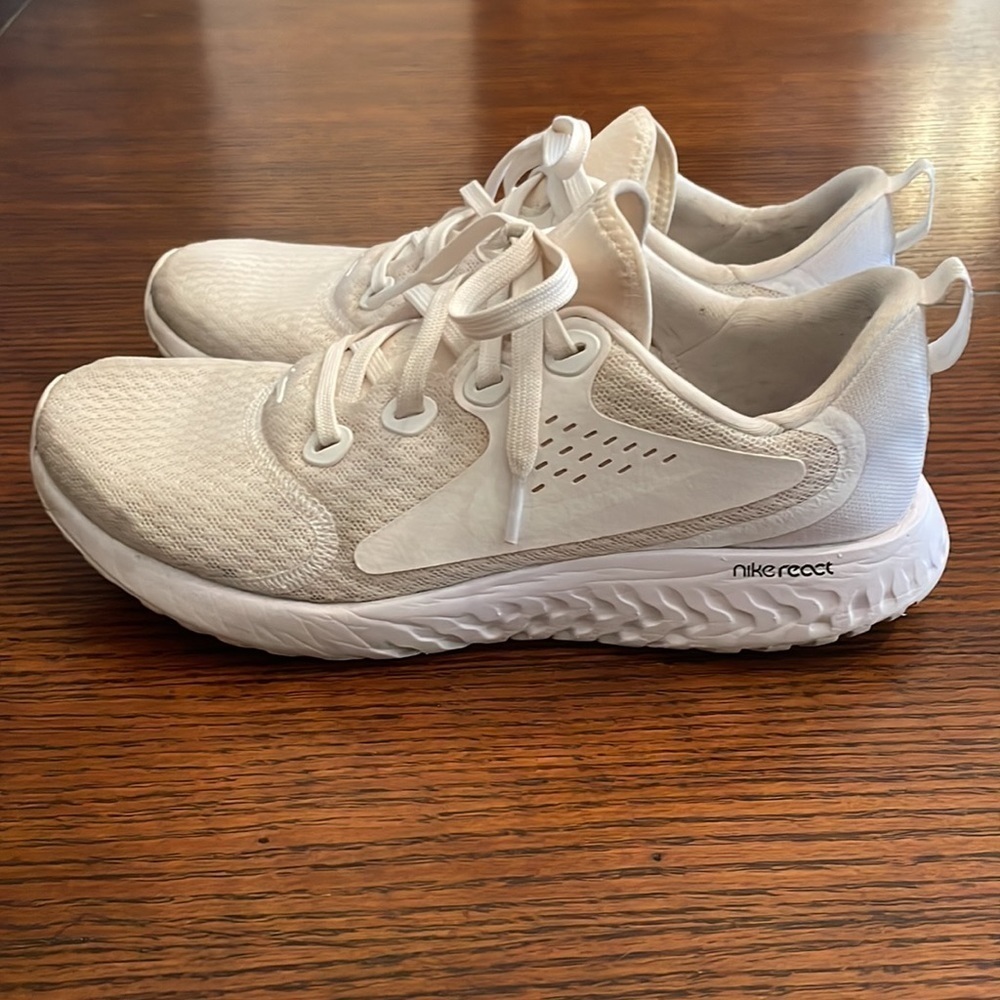 Nike React Women’s white sneakers size 7Y - Picture 6 of 12